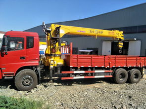 東風國五隨車吊平板車特價批發，工程運輸省心首選